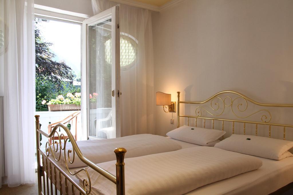 Romantic-Pension Albrecht - Since 1901 Hohenschwangau Exterior photo