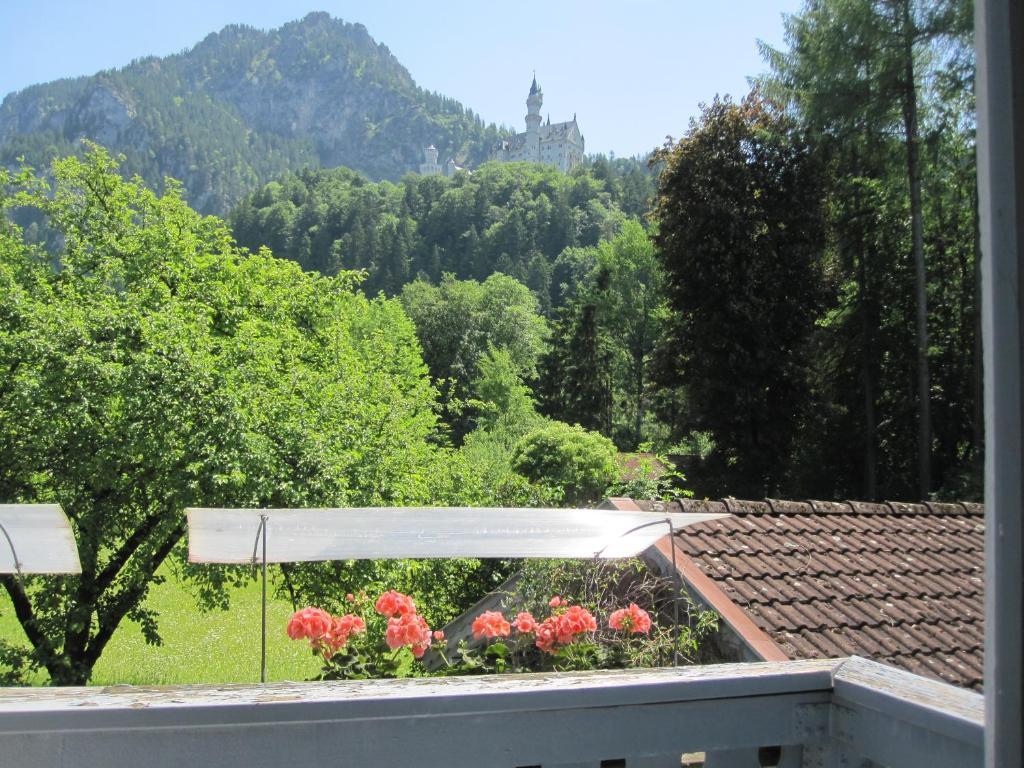Romantic-Pension Albrecht - Since 1901 Hohenschwangau Room photo